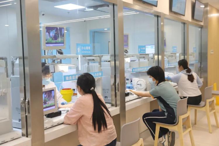 zoty中欧官网邹平市群众病院医学查验科：提早2小时拿到陈述 为病情诊断供给有力